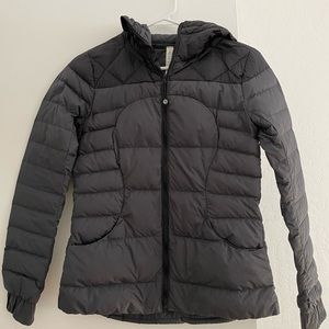 Lululemon black puffer jacket